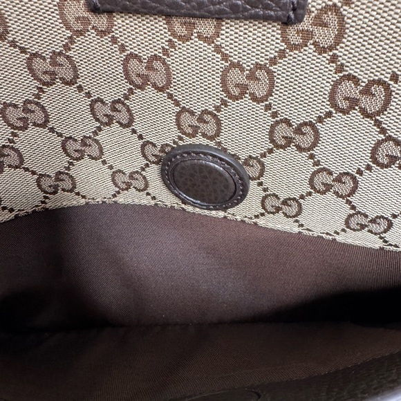 Gucci Canvas Messenger Crossbody Bag - Picture 10 of 10